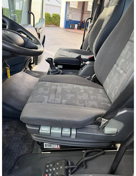 Mercedes-Benz Atego 816 - Dropside/ Flatbed truck: picture 2 Mercedes-Benz Atego 816 - Dropside/ Flatbed truck: picture 2