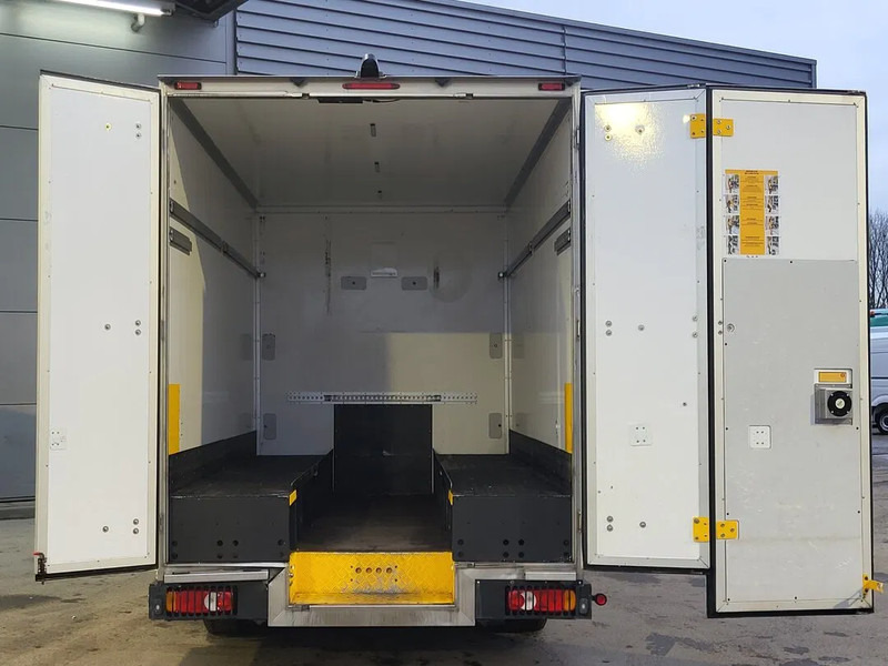 Renault Master - Panel van: picture 3 Renault Master - Panel van: picture 3