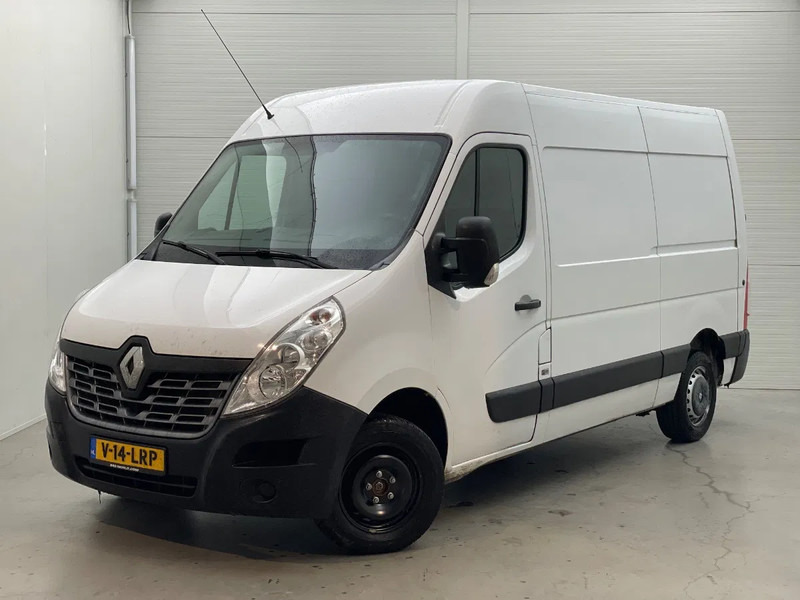 Renault Master T33 2.3 dCi L2H2 - Small van, Crew cab van: picture 1 Renault Master T33 2.3 dCi L2H2 - Small van, Crew cab van: picture 1