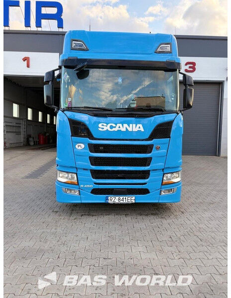 Scania R R450 - Tractor unit: picture 2 Scania R R450 - Tractor unit: picture 2