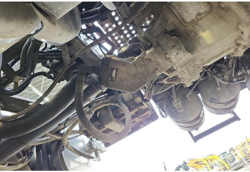 Tractor unit Volvo FM FM 450: picture 13