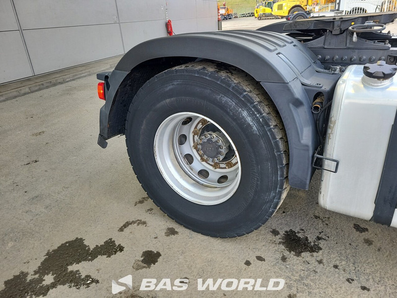 Tractor unit Volvo FM FM 450: picture 16