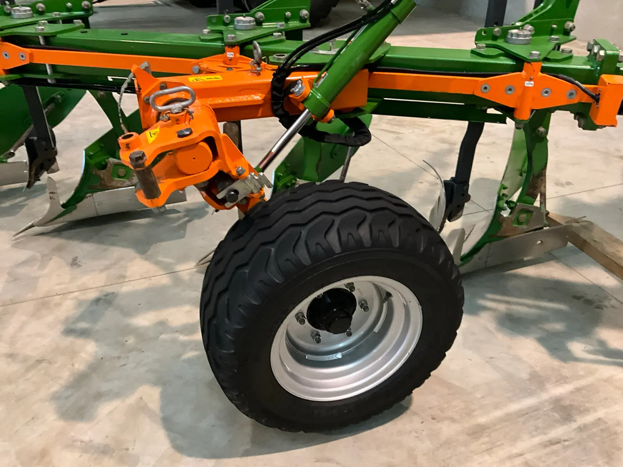 Amazone Teres 300V - Plough: picture 3 Amazone Teres 300V - Plough: picture 3