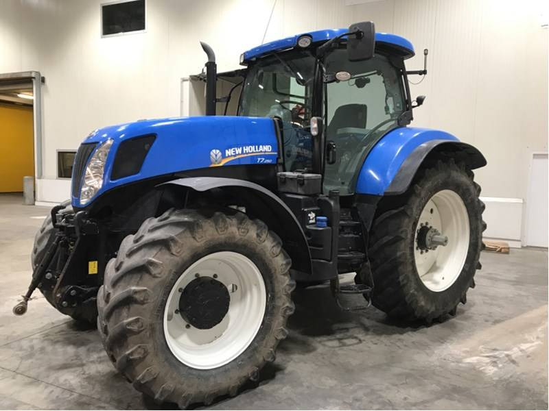 New Holland T7.250 - Farm tractor: picture 1 New Holland T7.250 - Farm tractor: picture 1
