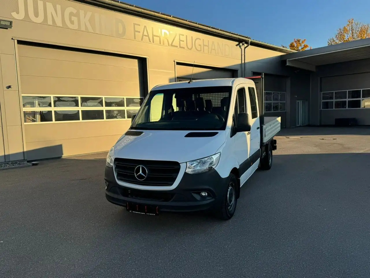 Mercedes-Benz Sprinter 317 CDI Lang DoKa Pritsche AHK 3,5t - Open body delivery van, Crew cab van: picture 2 Mercedes-Benz Sprinter 317 CDI Lang DoKa Pritsche AHK 3,5t - Open body delivery van, Crew cab van: picture 2