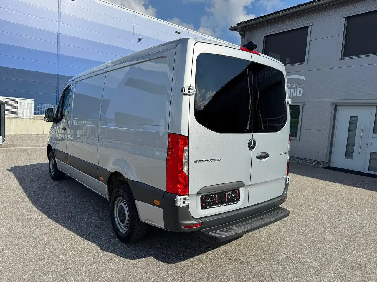 Mercedes-Benz Sprinter 317 CDI Lang Silber MBUX RWD Klima - Panel van: picture 5 Mercedes-Benz Sprinter 317 CDI Lang Silber MBUX RWD Klima - Panel van: picture 5