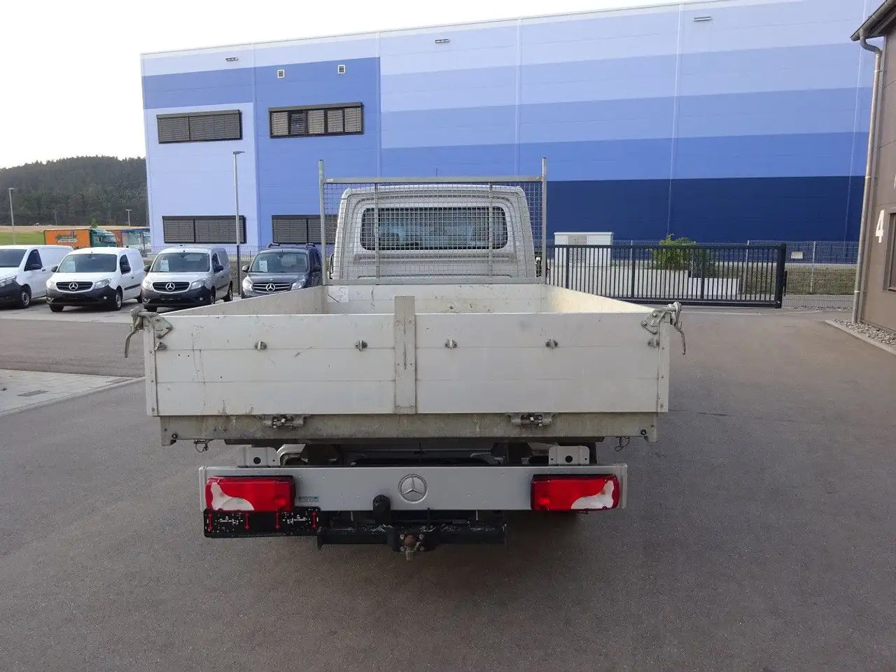 Mercedes-Benz Sprinter 319 CDI DoKa Maxi Kipper AHK 2,8t - Tipper van, Crew cab van: picture 4 Mercedes-Benz Sprinter 319 CDI DoKa Maxi Kipper AHK 2,8t - Tipper van, Crew cab van: picture 4