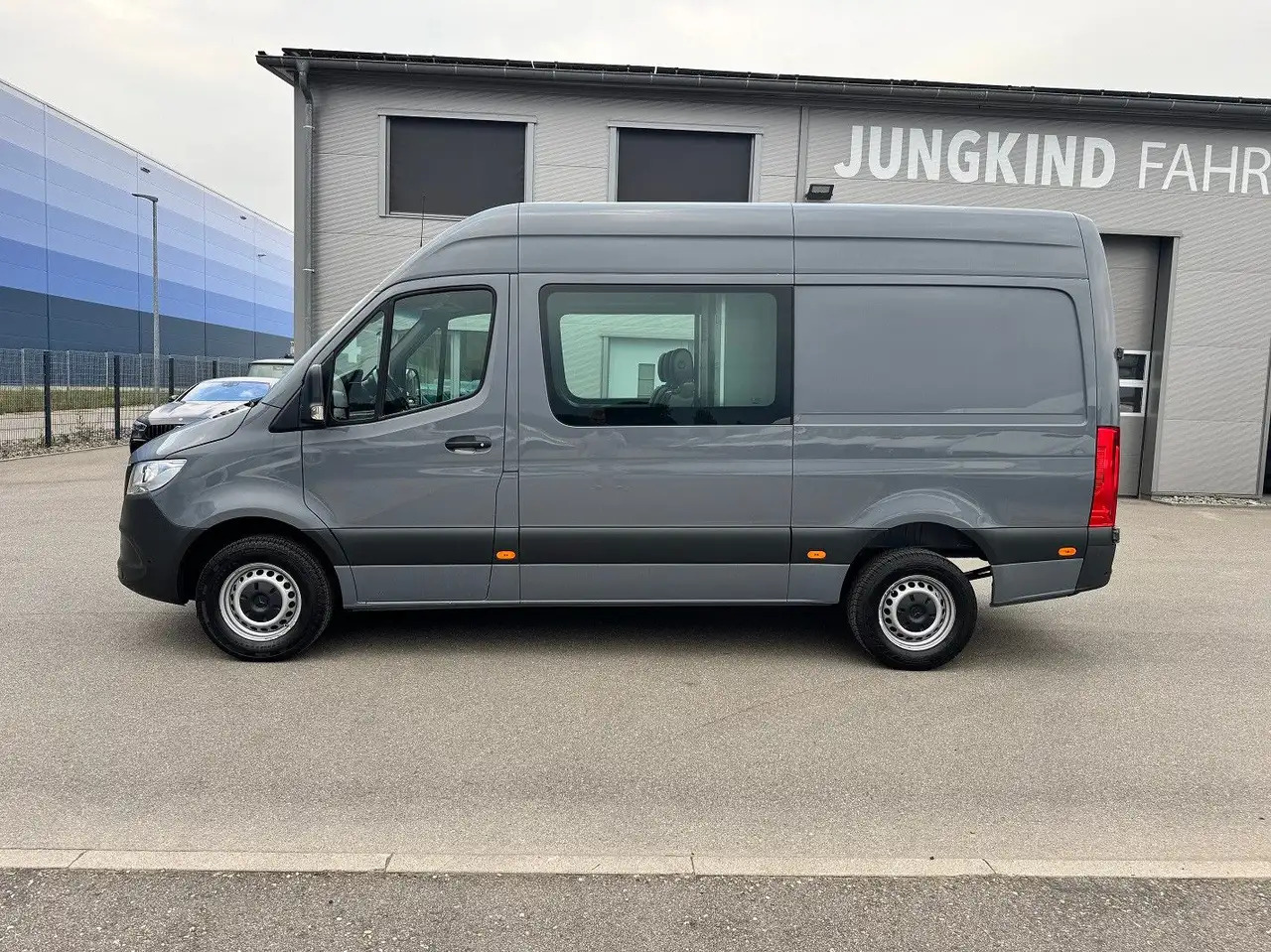 Mercedes-Benz Sprinter 319 CDI Mixto Lang Hoch Klima AHK - Panel van, Crew cab van: picture 3 Mercedes-Benz Sprinter 319 CDI Mixto Lang Hoch Klima AHK - Panel van, Crew cab van: picture 3