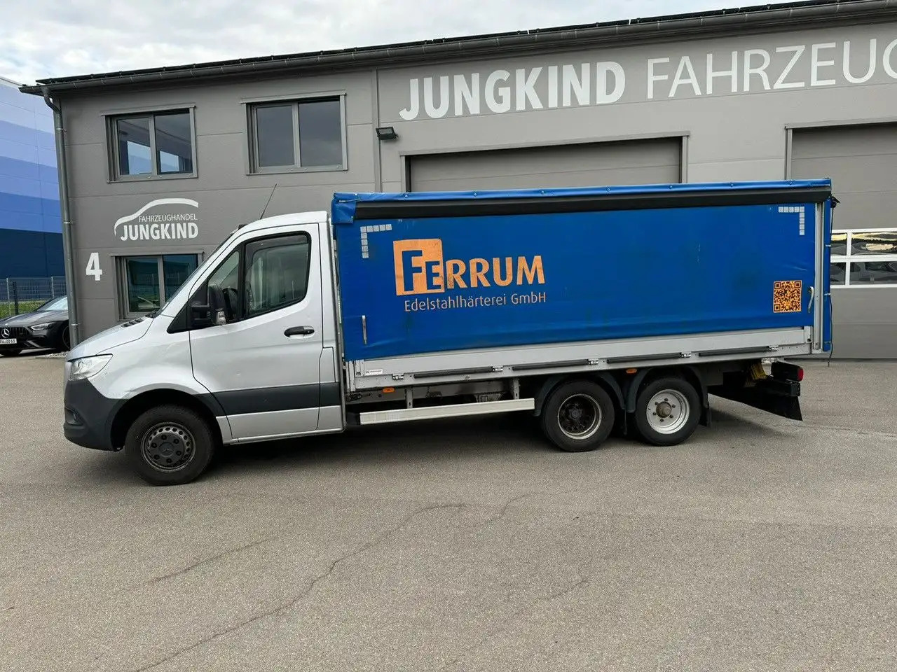 Mercedes-Benz Sprinter 519 CDI Pritsche+Plane 6x2 XXL - Curtain side van: picture 2 Mercedes-Benz Sprinter 519 CDI Pritsche+Plane 6x2 XXL - Curtain side van: picture 2