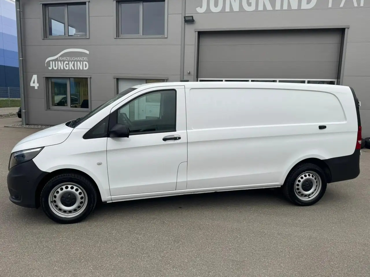 Mercedes-Benz Vito 116 CDI Lang Extralang XXL Klima - Panel van: picture 1 Mercedes-Benz Vito 116 CDI Lang Extralang XXL Klima - Panel van: picture 1
