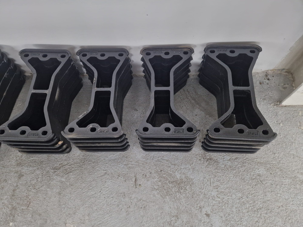 Cardane Camion SET INALTATOR CUPLA - Fifth wheel coupling for Tipper: picture 2 Cardane Camion SET INALTATOR CUPLA - Fifth wheel coupling for Tipper: picture 2