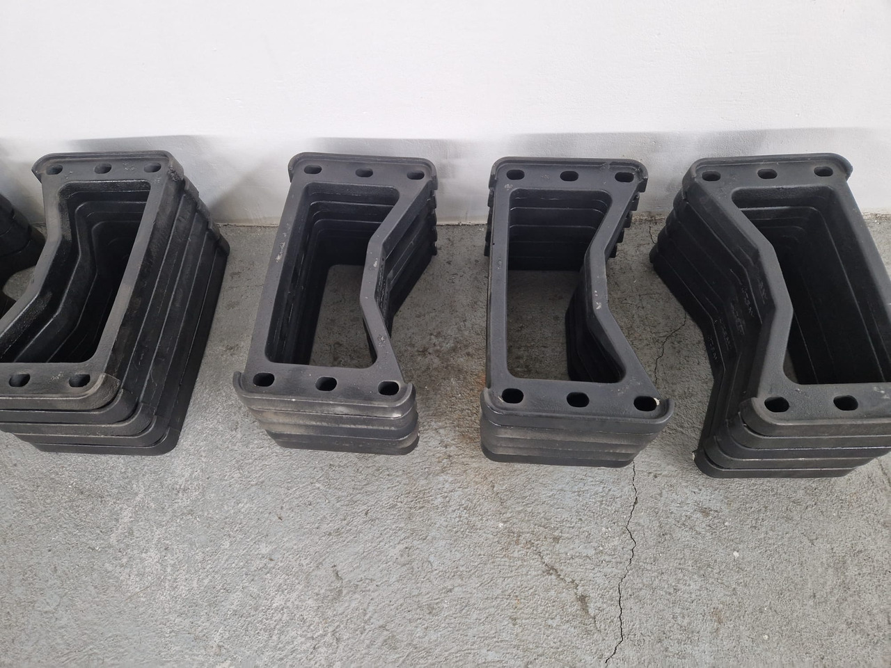 Cardane Camion SET INALTATOR CUPLA - Fifth wheel coupling for Tipper: picture 1 Cardane Camion SET INALTATOR CUPLA - Fifth wheel coupling for Tipper: picture 1