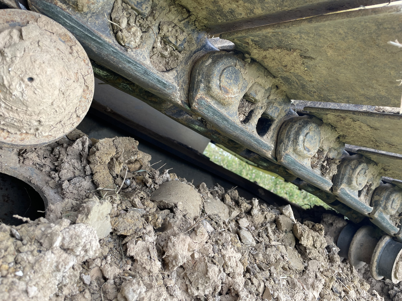 Crawler excavator Komatsu PC210LC-8: picture 9