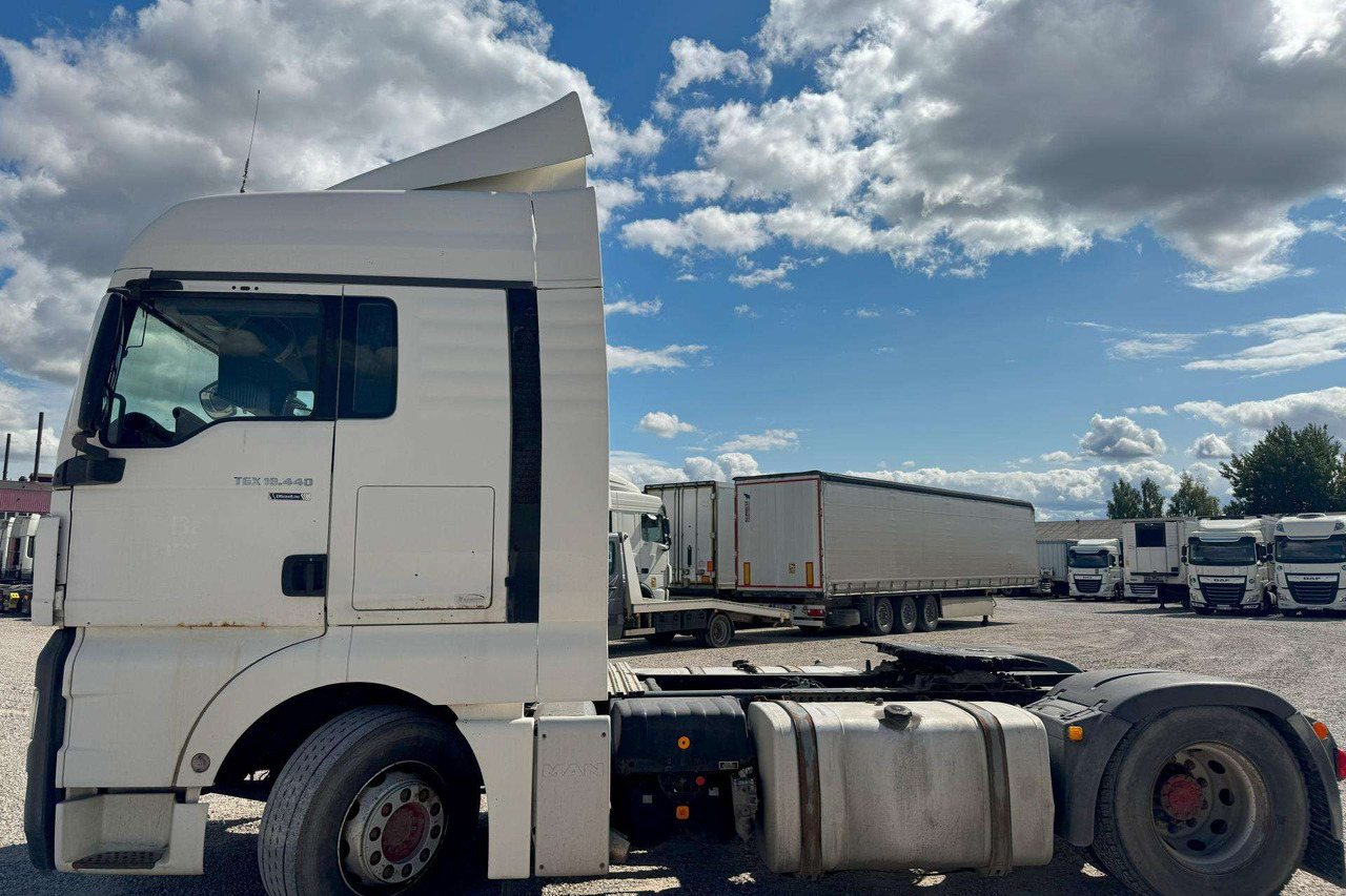 MAN TGX - Tractor unit: picture 4 MAN TGX - Tractor unit: picture 4