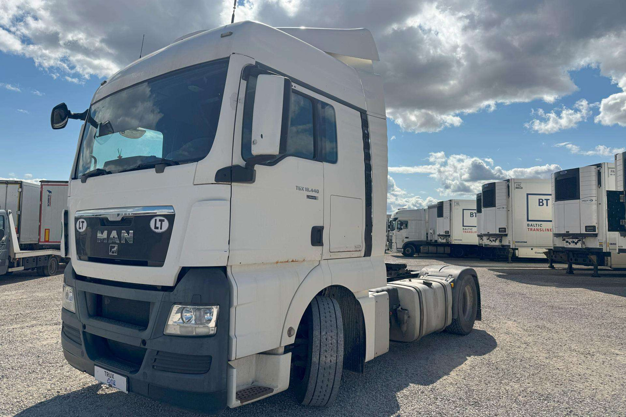 MAN TGX - Tractor unit: picture 3 MAN TGX - Tractor unit: picture 3