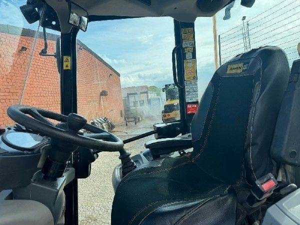 CAT 906M - Wheel loader: picture 5 CAT 906M - Wheel loader: picture 5