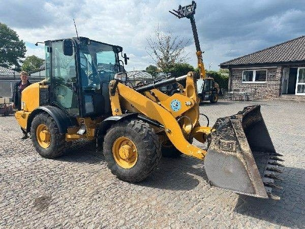 CAT 906M - Wheel loader: picture 1 CAT 906M - Wheel loader: picture 1