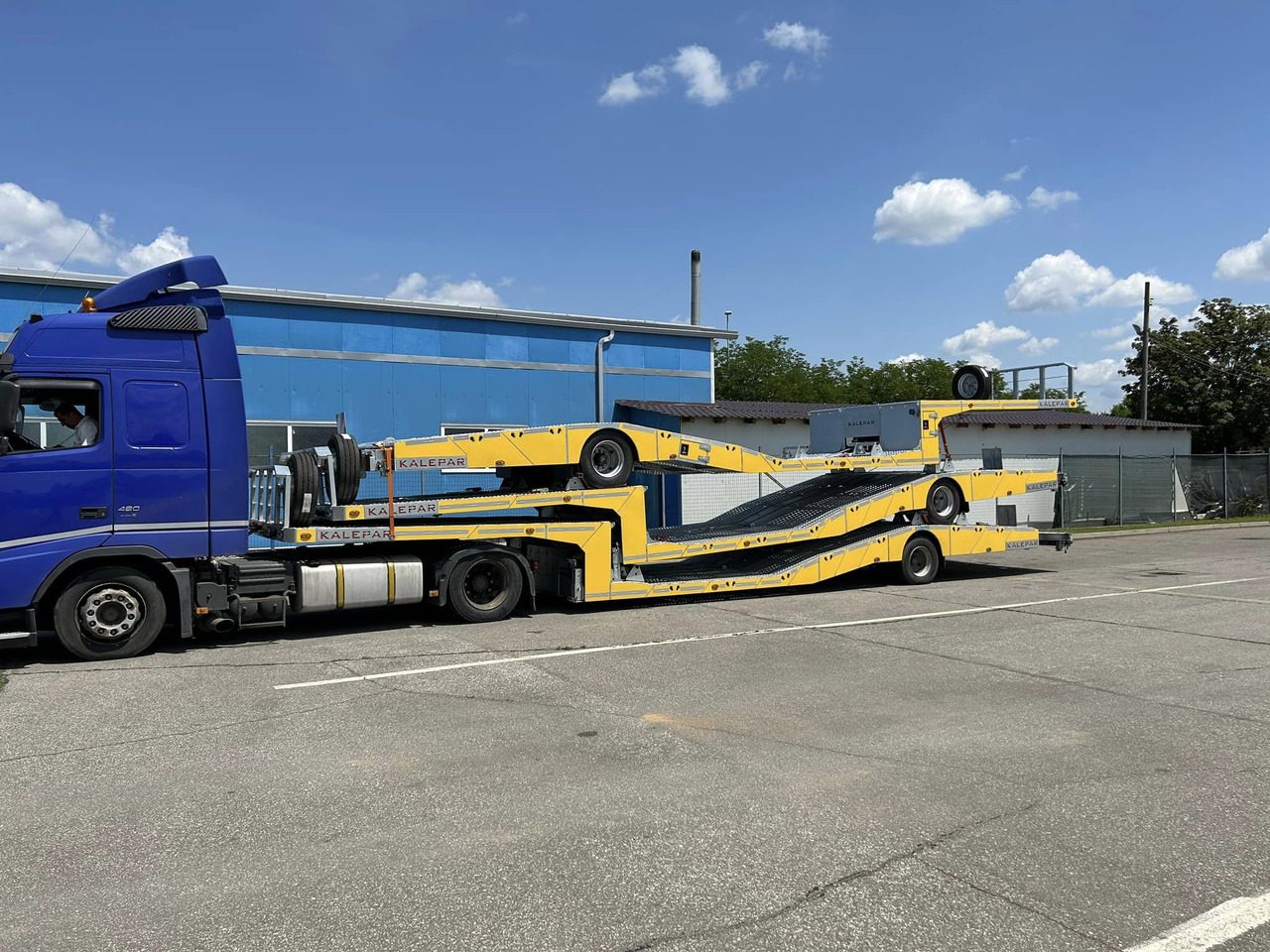 KALEPAR KLP1 - Low loader semi-trailer: picture 2 KALEPAR KLP1 - Low loader semi-trailer: picture 2