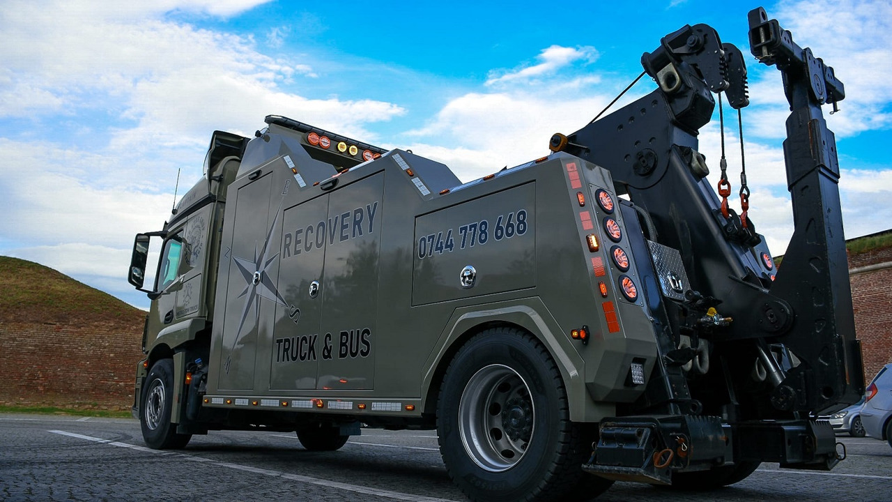 MERCEDES-BENZ Actros 1836 - Car transporter truck: picture 4 MERCEDES-BENZ Actros 1836 - Car transporter truck: picture 4