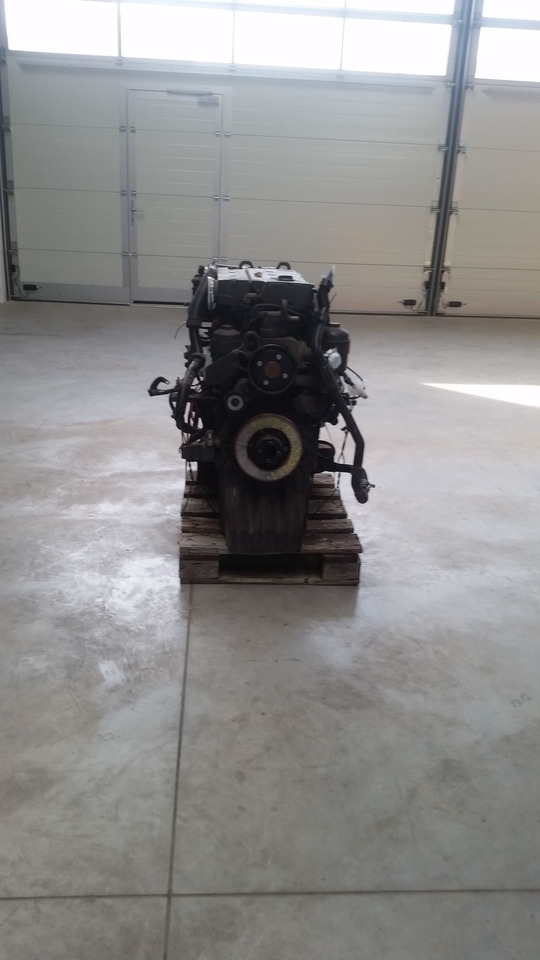 ---Gebrauchter Motor MB Atego 818, Motortyp: OM 904 LA, Euro 4 - Engine for Truck: picture 4 ---Gebrauchter Motor MB Atego 818, Motortyp: OM 904 LA, Euro 4 - Engine for Truck: picture 4