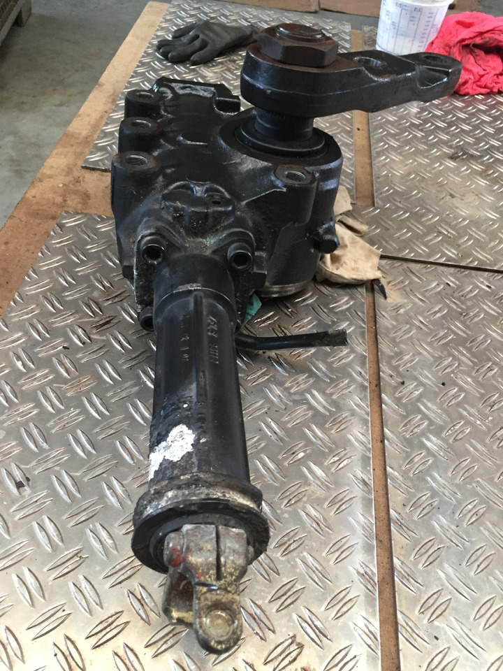 Gebrauchtes Lenkgetriebe, mechanisch, MAN TGA 26.440 XXL, Artikel - Nr. : 81.46200 - 6427 - Steering gear for Truck: picture 5 Gebrauchtes Lenkgetriebe, mechanisch, MAN TGA 26.440 XXL, Artikel - Nr. : 81.46200 - 6427 - Steering gear for Truck: picture 5