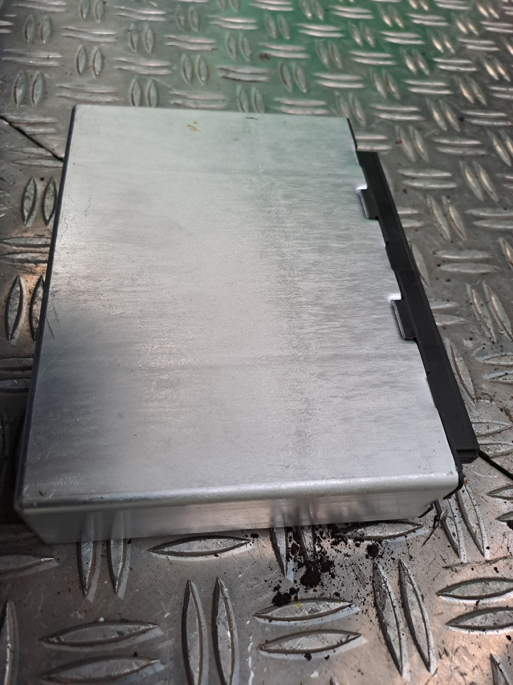 Gebrauchtes MAN TGX 26.440 Steuergerät Fahrzeugführungs - Rechner, Artikel - Nr. : 81.25805 - 7088 - ECU for Truck: picture 5 Gebrauchtes MAN TGX 26.440 Steuergerät Fahrzeugführungs - Rechner, Artikel - Nr. : 81.25805 - 7088 - ECU for Truck: picture 5