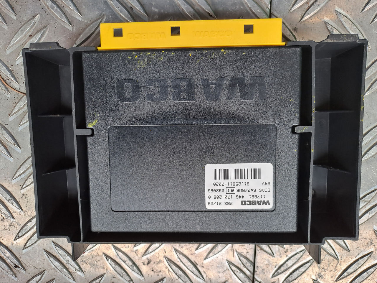 Gebrauchtes MAN TGX 26.440 Steuergerät Luftfederung ECAS 6x2, Artikel - Nr. : 81.25811 – 7020 - ECU for Truck: picture 1 Gebrauchtes MAN TGX 26.440 Steuergerät Luftfederung ECAS 6x2, Artikel - Nr. : 81.25811 – 7020 - ECU for Truck: picture 1