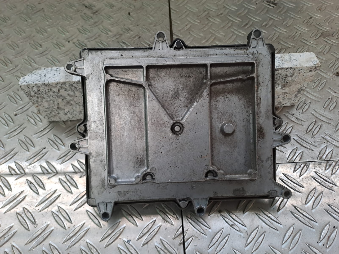 MAN MAn TGX 26.440 / D 2066 LF 40 - ECU for Truck: picture 3 MAN MAn TGX 26.440 / D 2066 LF 40 - ECU for Truck: picture 3