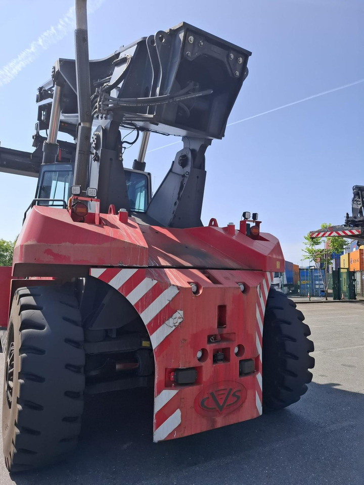 CVS FERRARi F500 RS3 - Reach stacker: picture 3 CVS FERRARi F500 RS3 - Reach stacker: picture 3