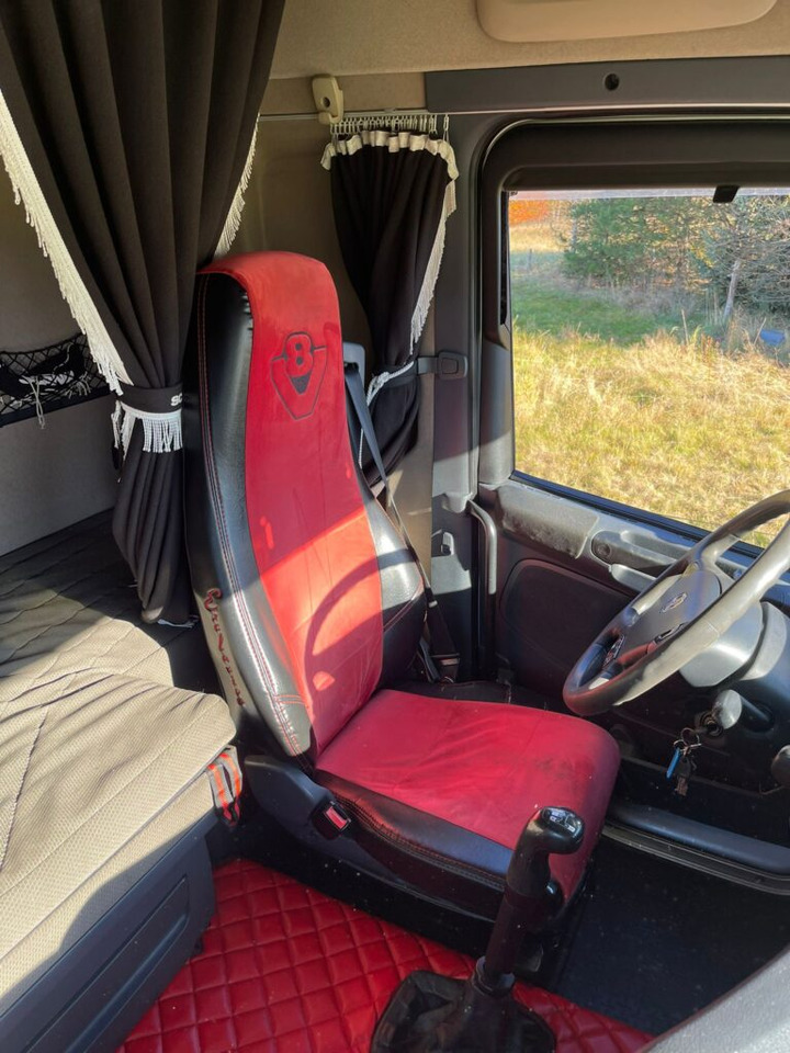 Timber truck, Crane truck SCANIA R560: picture 8 Timber truck, Crane truck SCANIA R560: picture 8