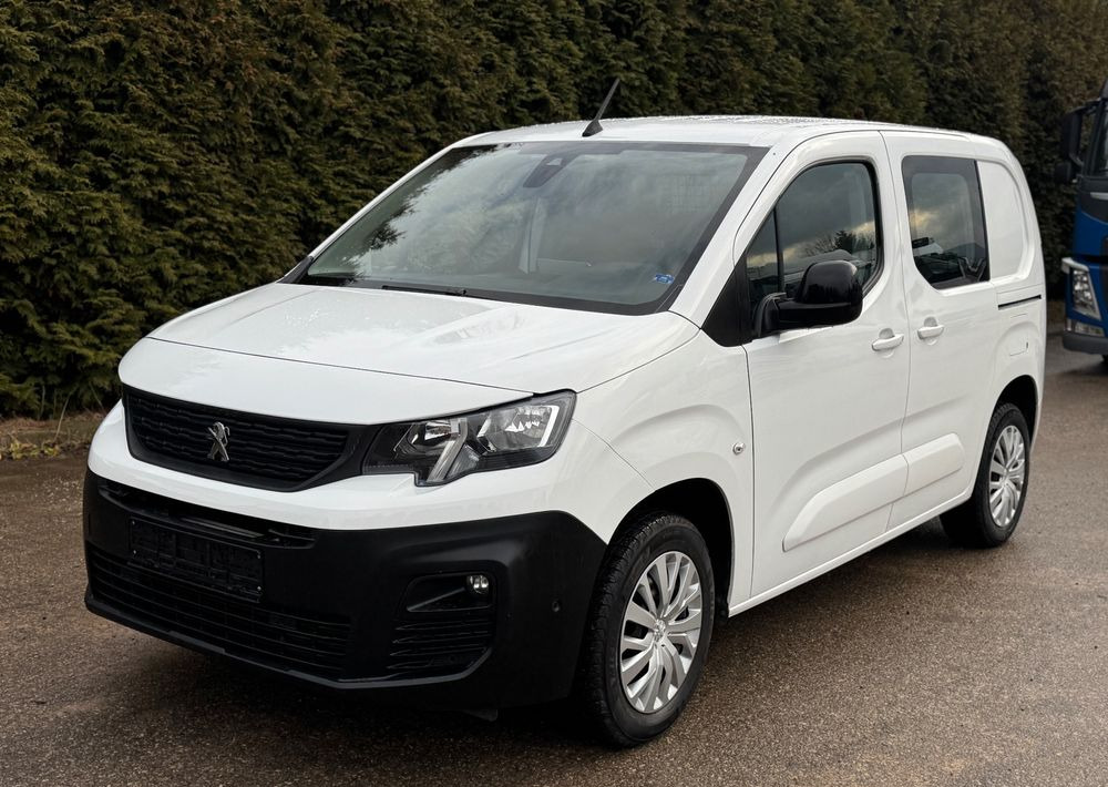 Peugeot Partner 21r 130 HK Niski przebieg 1wł ASO 5 dzwi Euro6.2/ford/opel/citroen - Panel van: picture 1 Peugeot Partner 21r 130 HK Niski przebieg 1wł ASO 5 dzwi Euro6.2/ford/opel/citroen - Panel van: picture 1