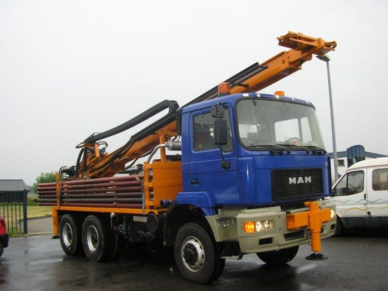 Bohak KL 400 Drilling rig 400 meter, Iveco Trakker 6x6 - Drilling rig: picture 2 Bohak KL 400 Drilling rig 400 meter, Iveco Trakker 6x6 - Drilling rig: picture 2