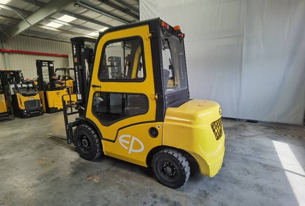 EP CPCD25T8 - Diesel forklift: picture 3 EP CPCD25T8 - Diesel forklift: picture 3