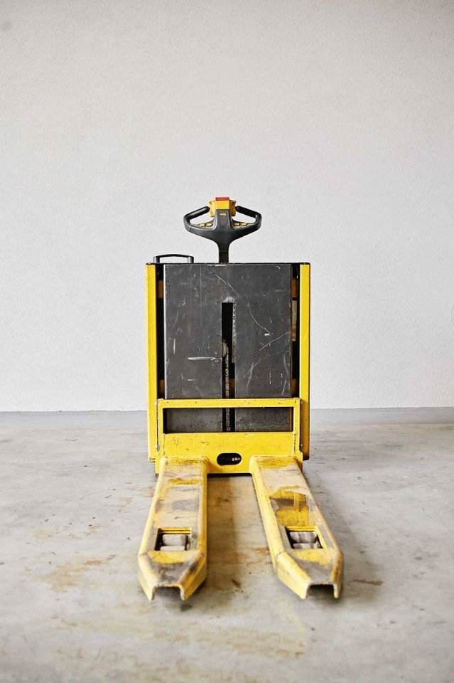 Yale MP20DL - Pallet truck: picture 3 Yale MP20DL - Pallet truck: picture 3