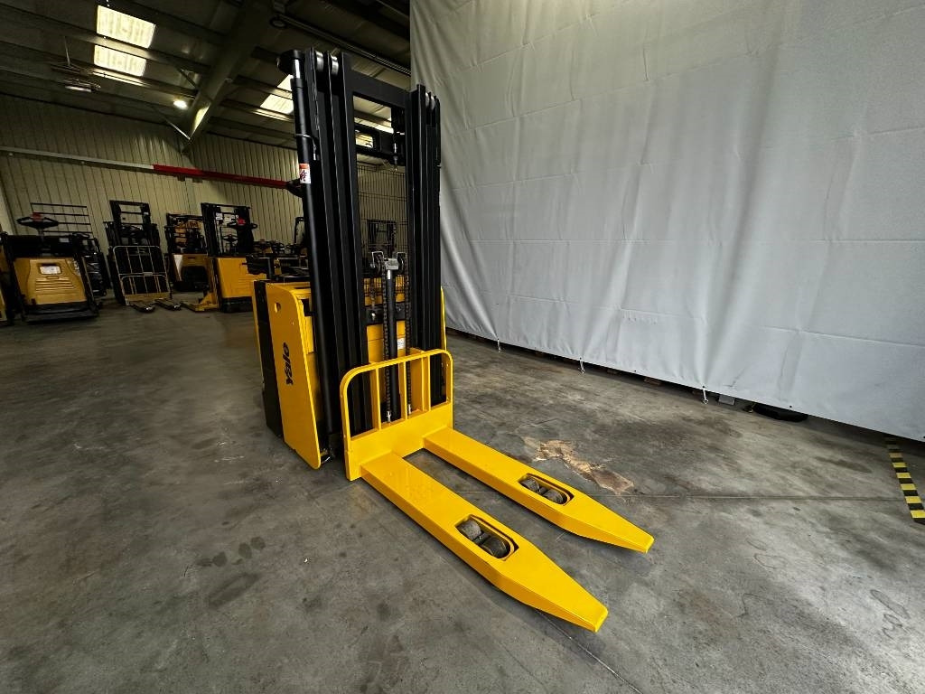 Yale MS12x - Stacker: picture 2 Yale MS12x - Stacker: picture 2