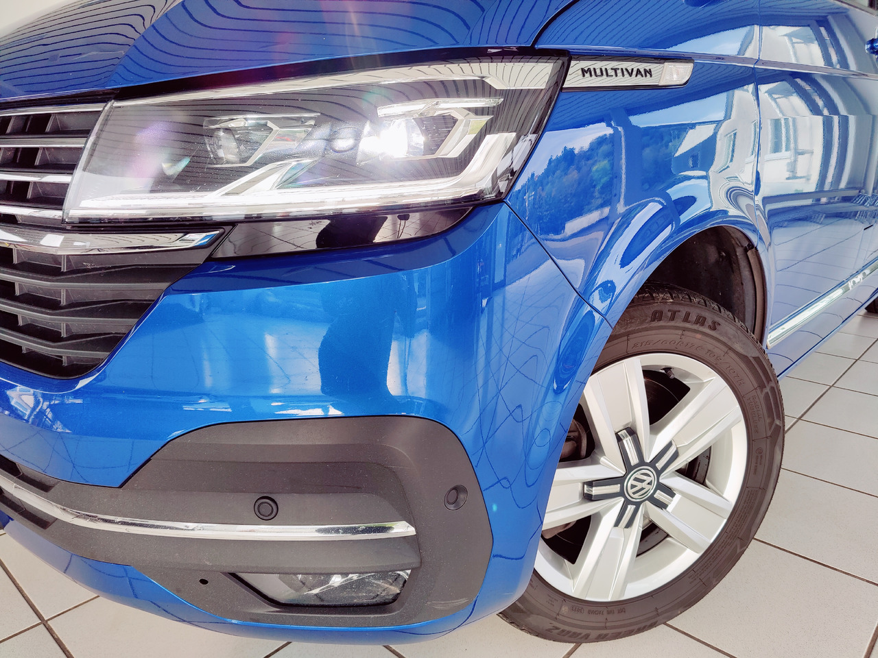 Volkswagen T6.1 Multivan Cruise*DAB+*Rükam*Standheizung*AHK Cruise FWD - Minibus, People carrier: picture 2 Volkswagen T6.1 Multivan Cruise*DAB+*Rükam*Standheizung*AHK Cruise FWD - Minibus, People carrier: picture 2