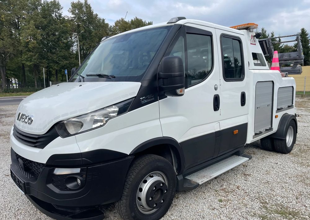 Iveco Daily 70C18 Hi-Matic Pomoc drogowa Holownik 2019r - Tow truck: picture 1 Iveco Daily 70C18 Hi-Matic Pomoc drogowa Holownik 2019r - Tow truck: picture 1