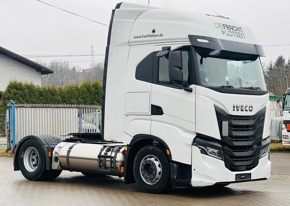 Iveco S-WAY 460 / RETARDER / - Tractor unit: picture 1 Iveco S-WAY 460 / RETARDER / - Tractor unit: picture 1