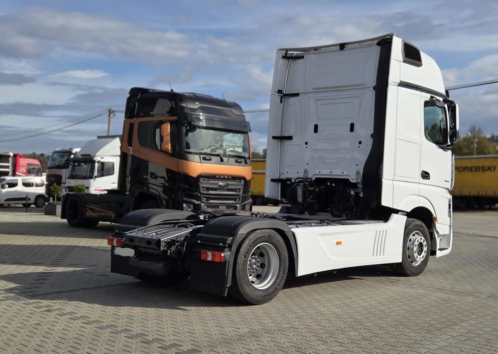 Mercedes-Benz ACTROS 1848 GIGA SPACE - Tractor unit: picture 3 Mercedes-Benz ACTROS 1848 GIGA SPACE - Tractor unit: picture 3