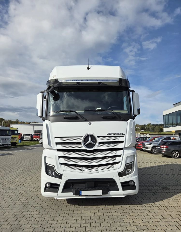Mercedes-Benz ACTROS 1848 GIGA SPACE - Tractor unit: picture 5 Mercedes-Benz ACTROS 1848 GIGA SPACE - Tractor unit: picture 5
