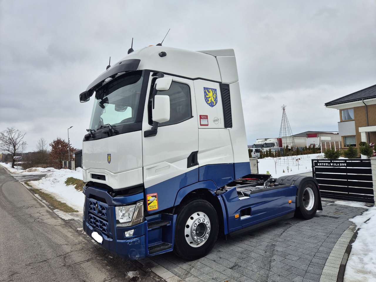 RENAULT T 520 - Tractor unit: picture 1 RENAULT T 520 - Tractor unit: picture 1