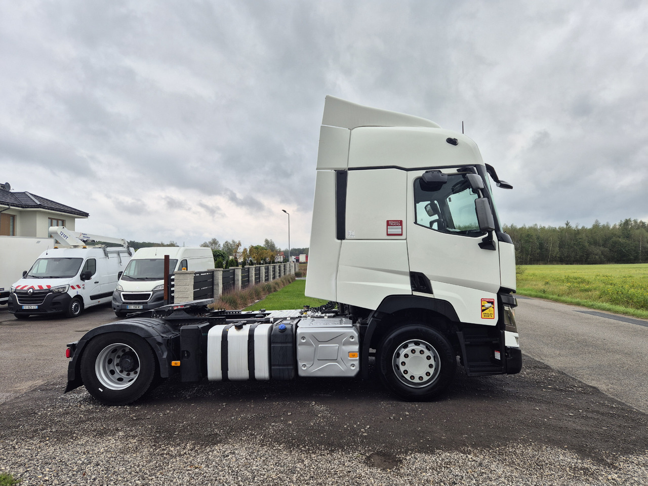 RENAULT T480 - Tractor unit: picture 3 RENAULT T480 - Tractor unit: picture 3