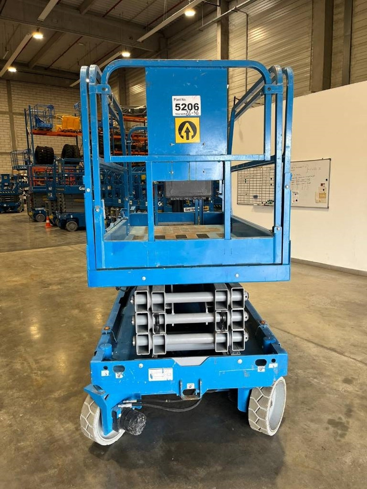 Genie GS 2646 - Scissor lift: picture 3 Genie GS 2646 - Scissor lift: picture 3