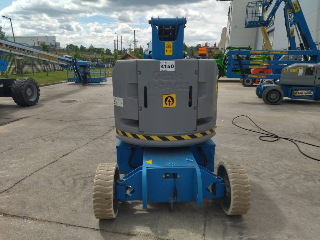 Genie Z34/22N - Articulated boom lift: picture 5 Genie Z34/22N - Articulated boom lift: picture 5