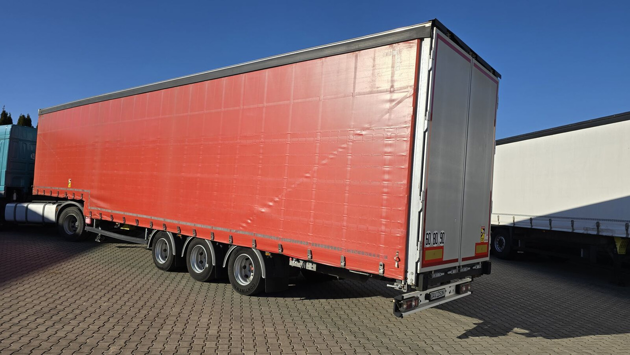 System Trailers - Curtainsider semi-trailer: picture 4 System Trailers - Curtainsider semi-trailer: picture 4