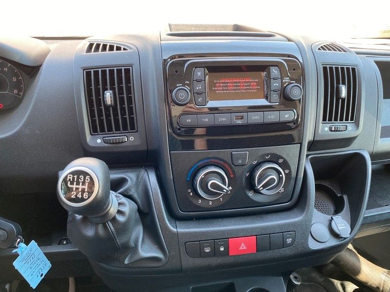 Peugeot Boxer L2 Heavy Kühlkoffer Peugeot Boxer L2 Heavy Kühlkoffer - Refrigerated delivery van: picture 5 Peugeot Boxer L2 Heavy Kühlkoffer Peugeot Boxer L2 Heavy Kühlkoffer - Refrigerated delivery van: picture 5