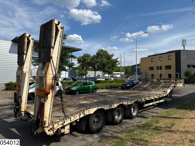ACTM Lowbed 38.000 KG, Steel suspension - Low loader semi-trailer: picture 3 ACTM Lowbed 38.000 KG, Steel suspension - Low loader semi-trailer: picture 3