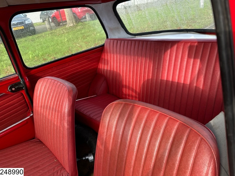 Austin ? Seven 850 - Saloon car: picture 5 Austin ? Seven 850 - Saloon car: picture 5