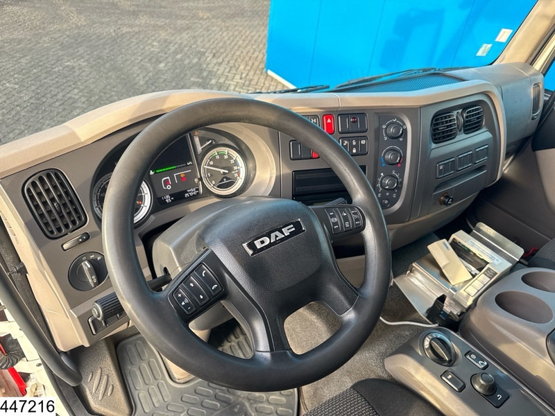 DAF LF Magyar, 13.905 Liter, 5 Comp - Tanker truck: picture 5 DAF LF Magyar, 13.905 Liter, 5 Comp - Tanker truck: picture 5