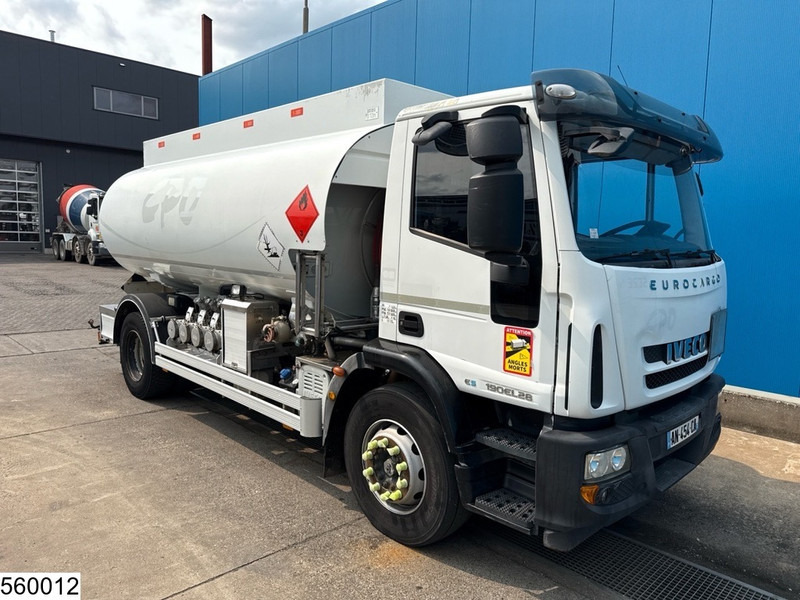 Iveco Eurocargo 190EL28 EURO 5, FUEL, 13390 liter, 4 Comp, Magyar - Tanker truck: picture 2 Iveco Eurocargo 190EL28 EURO 5, FUEL, 13390 liter, 4 Comp, Magyar - Tanker truck: picture 2